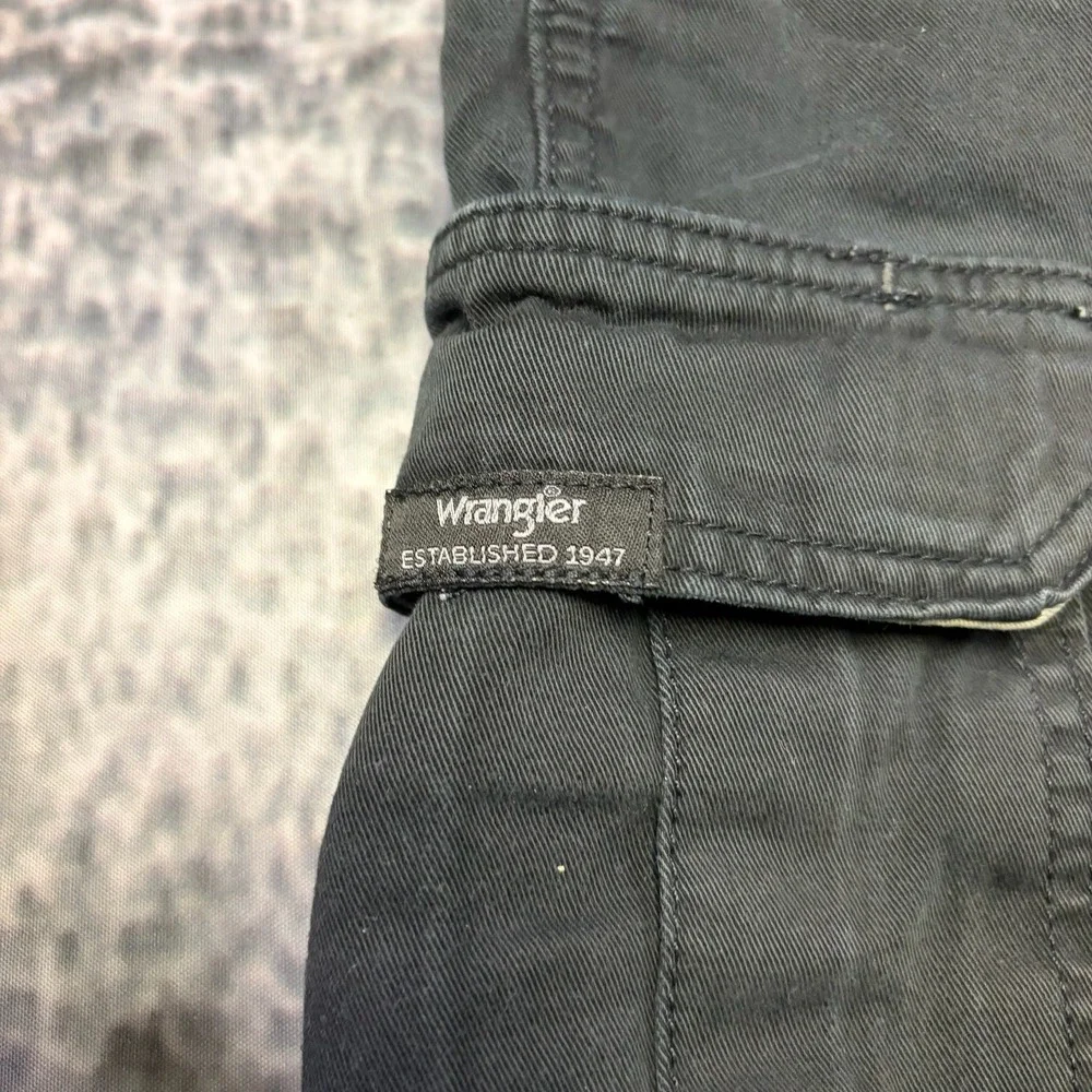Wrangler Cargo Shorts Mens‎ 34 Black Outdoors Hiking Utility Skater Y2K
